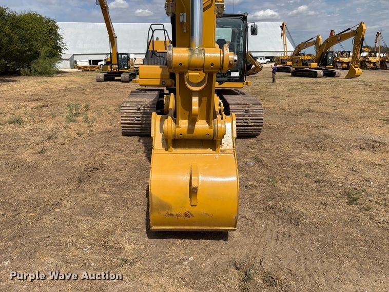 image for item FN3535 2022 Caterpillar 330 excavator