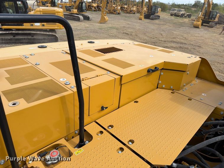 image for item FN3535 2022 Caterpillar 330 excavator