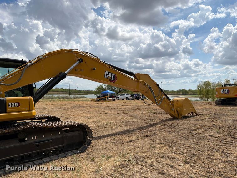 image for item FN3535 2022 Caterpillar 330 excavator