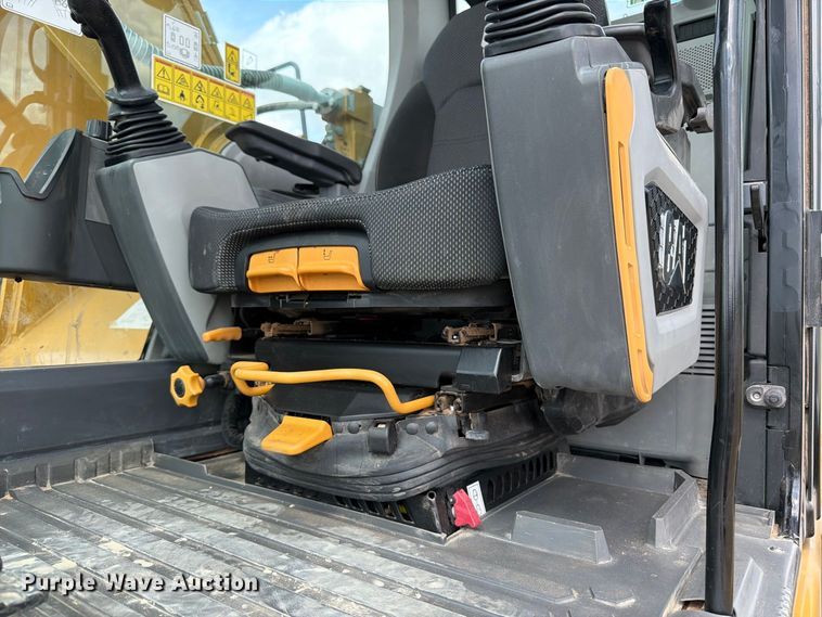 image for item FN3535 2022 Caterpillar 330 excavator