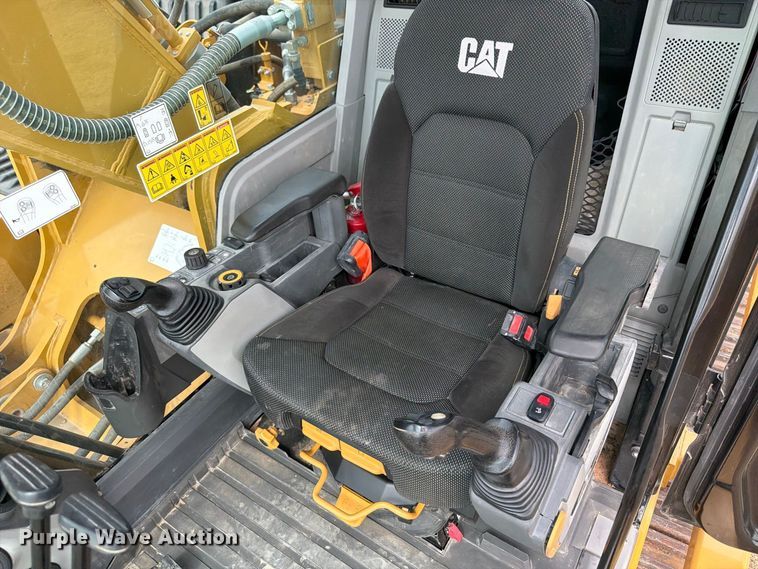 image for item FN3535 2022 Caterpillar 330 excavator