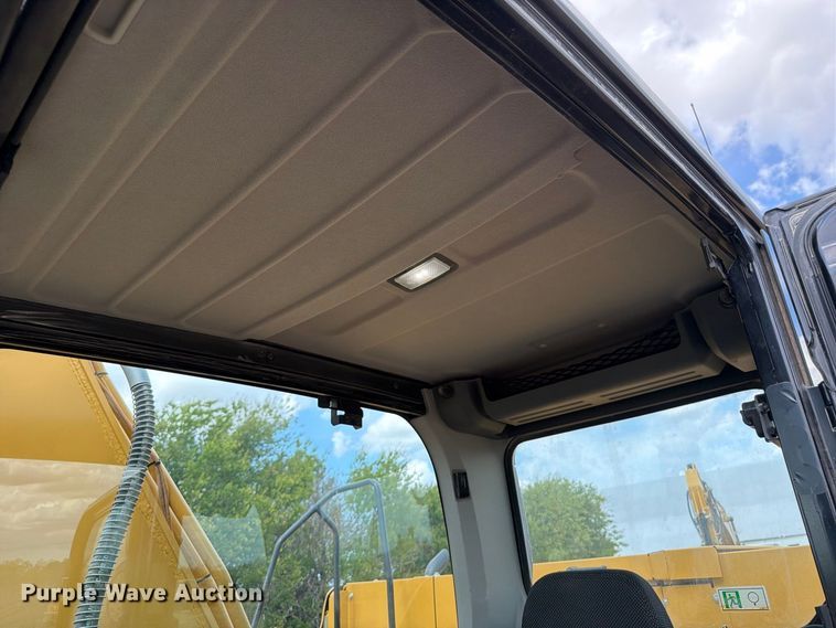 image for item FN3535 2022 Caterpillar 330 excavator