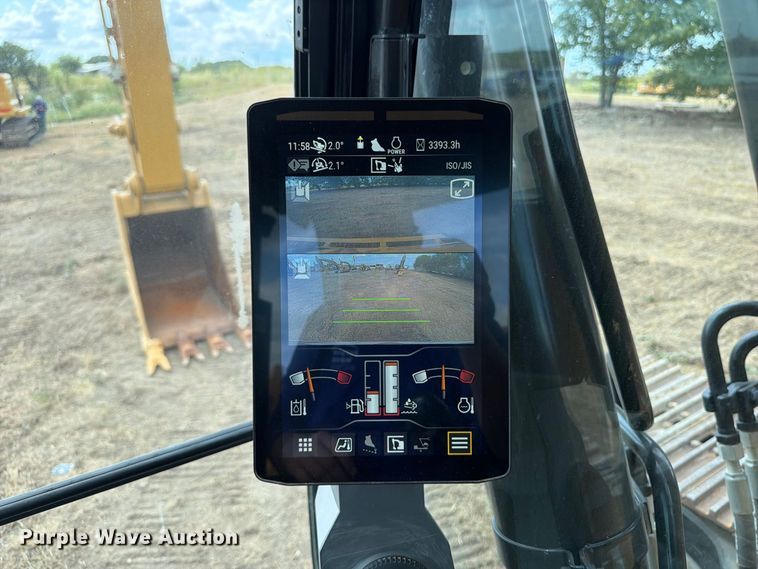 image for item FN3535 2022 Caterpillar 330 excavator
