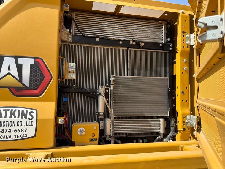 image for item FN3535 2022 Caterpillar 330 excavator
