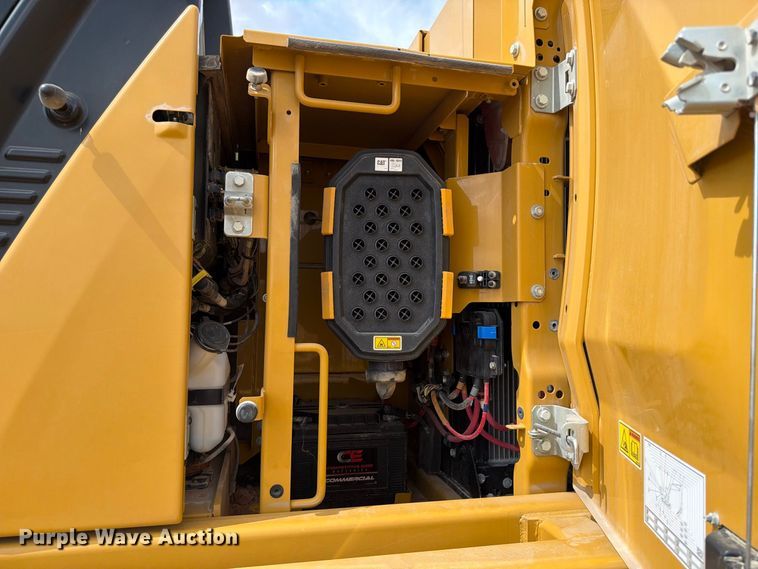 image for item FN3535 2022 Caterpillar 330 excavator