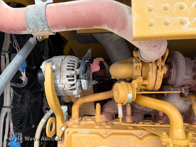 image for item FN3535 2022 Caterpillar 330 excavator