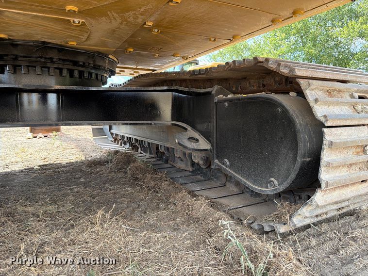 image for item FN3535 2022 Caterpillar 330 excavator