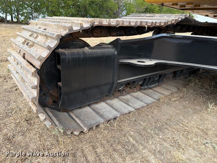 image for item FN3535 2022 Caterpillar 330 excavator