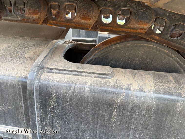 image for item FN3535 2022 Caterpillar 330 excavator