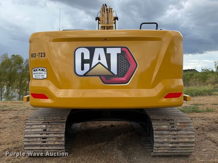 image for item FN3537 2022 Caterpillar 330 excavator
