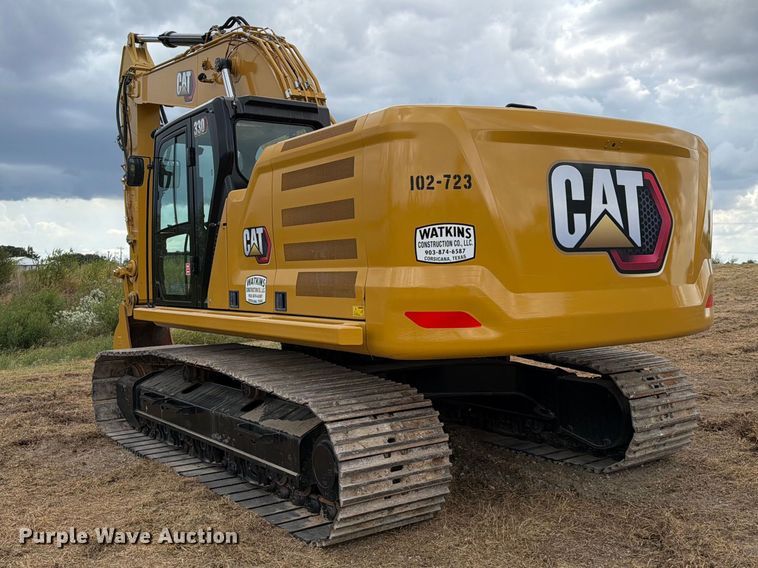 image for item FN3537 2022 Caterpillar 330 excavator