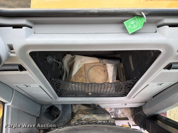 image for item FN3537 2022 Caterpillar 330 excavator