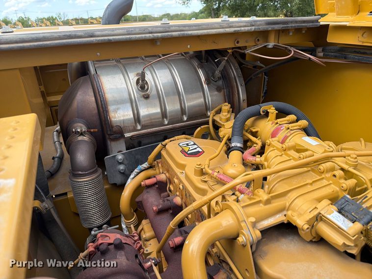 image for item FN3537 2022 Caterpillar 330 excavator