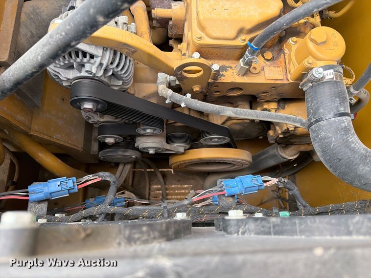 image for item FN3537 2022 Caterpillar 330 excavator