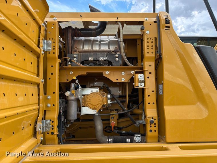 image for item FN3537 2022 Caterpillar 330 excavator