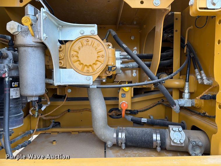 image for item FN3537 2022 Caterpillar 330 excavator