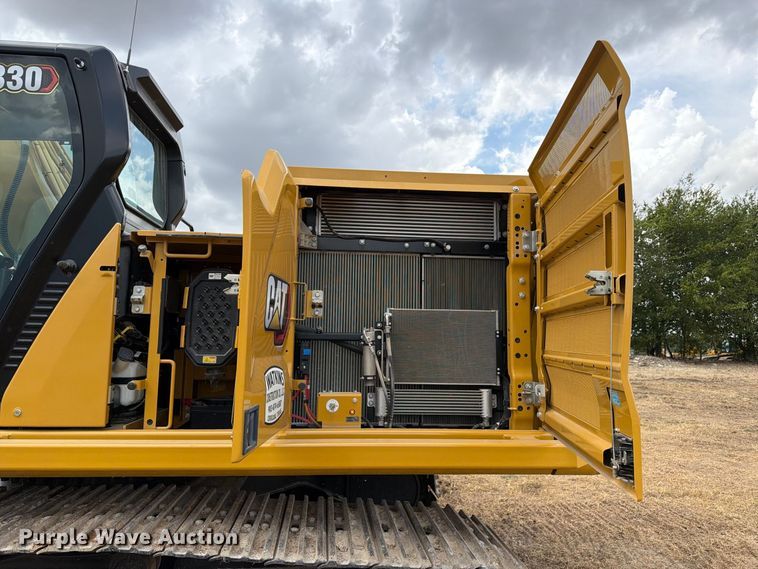 image for item FN3537 2022 Caterpillar 330 excavator