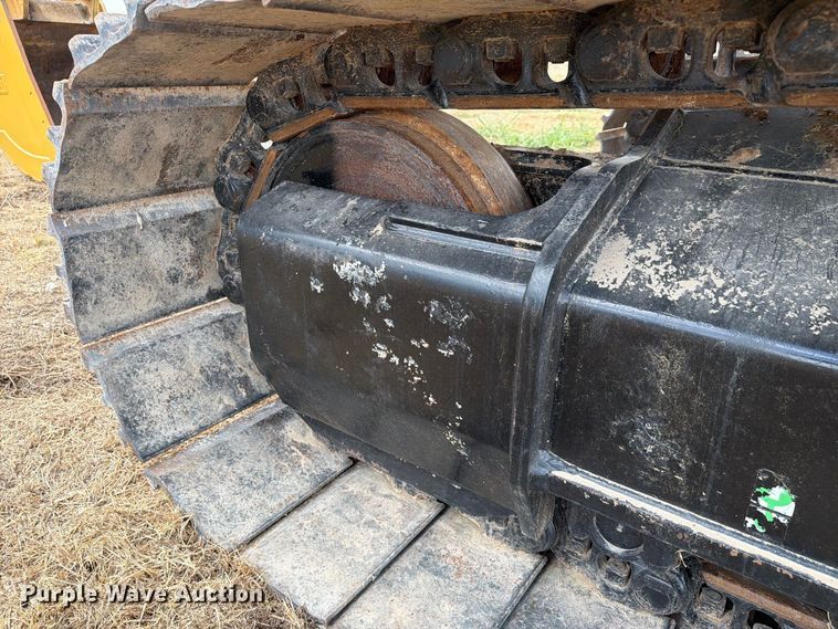 image for item FN3537 2022 Caterpillar 330 excavator