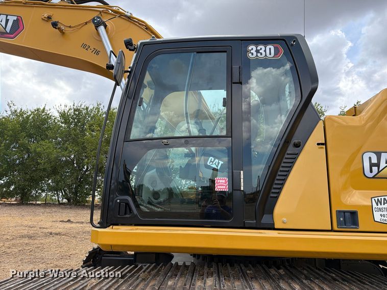 image for item FN3538 2023 Caterpillar 330 excavator