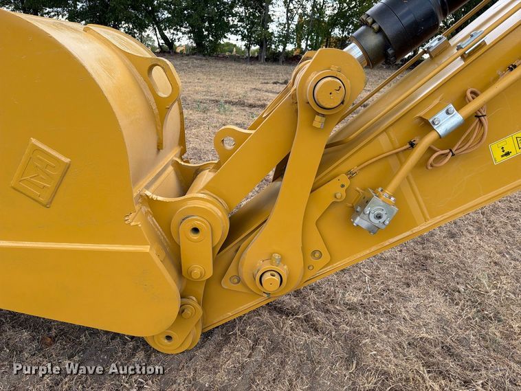 image for item FN3538 2023 Caterpillar 330 excavator
