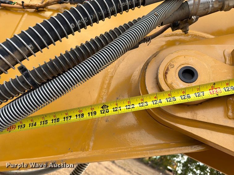 image for item FN3538 2023 Caterpillar 330 excavator