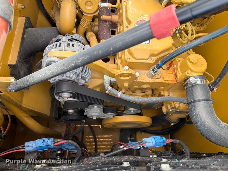 image for item FN3538 2023 Caterpillar 330 excavator