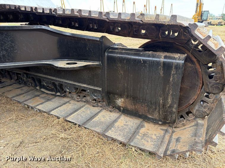 image for item FN3538 2023 Caterpillar 330 excavator