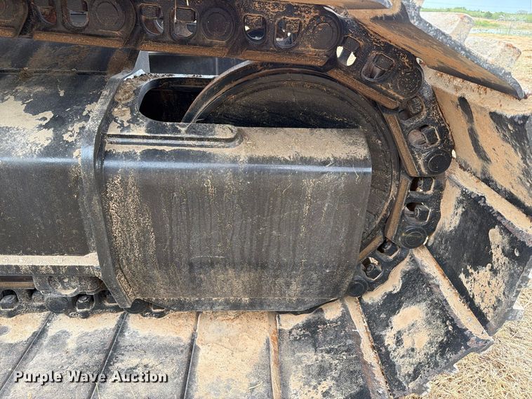 image for item FN3538 2023 Caterpillar 330 excavator
