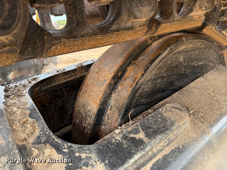 image for item FN3538 2023 Caterpillar 330 excavator