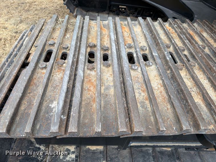 image for item FN3538 2023 Caterpillar 330 excavator