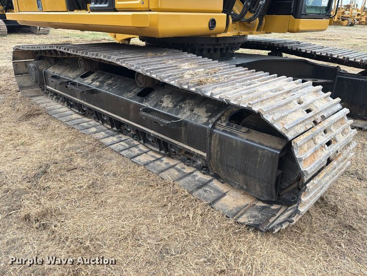 image for item FN3538 2023 Caterpillar 330 excavator