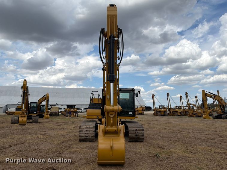 image for item FN3539 2020 Caterpillar 330 excavator