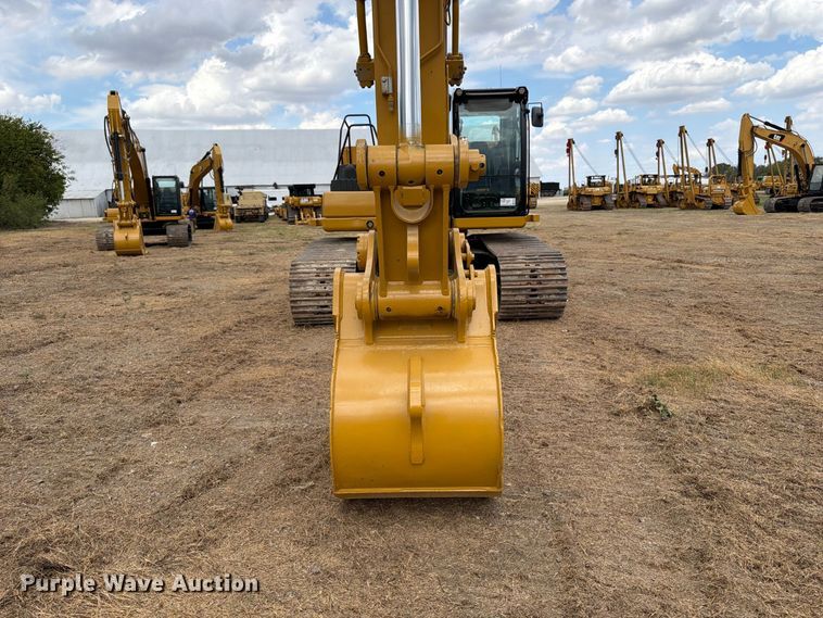 image for item FN3539 2020 Caterpillar 330 excavator