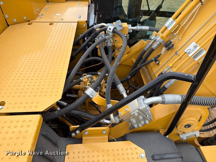 image for item FN3539 2020 Caterpillar 330 excavator