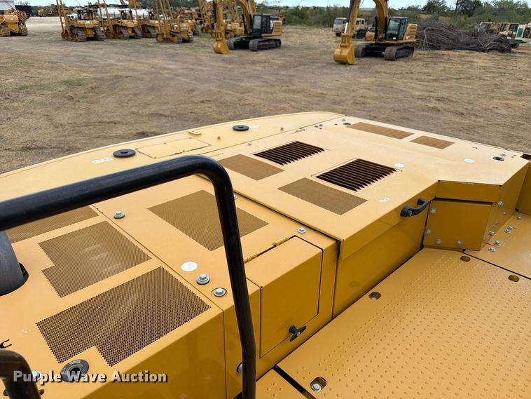 image for item FN3539 2020 Caterpillar 330 excavator