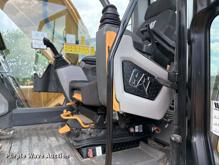 image for item FN3539 2020 Caterpillar 330 excavator