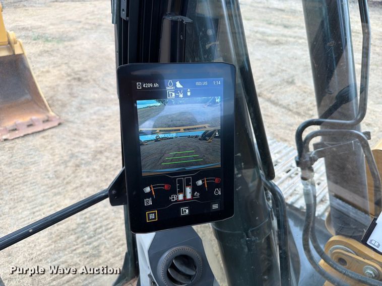 image for item FN3539 2020 Caterpillar 330 excavator