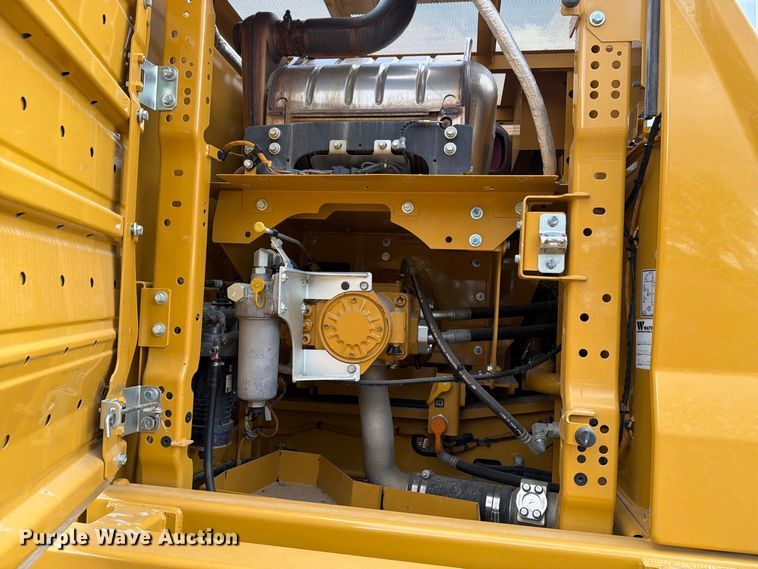 image for item FN3539 2020 Caterpillar 330 excavator