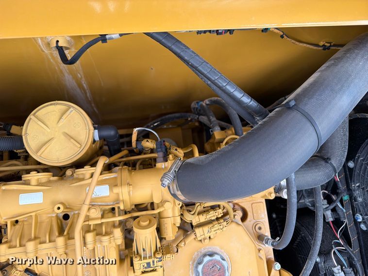 image for item FN3539 2020 Caterpillar 330 excavator