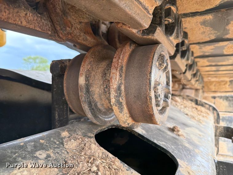 image for item FN3539 2020 Caterpillar 330 excavator