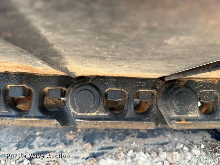 image for item FN3539 2020 Caterpillar 330 excavator