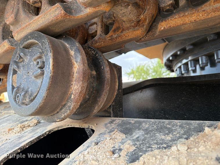 image for item FN3539 2020 Caterpillar 330 excavator