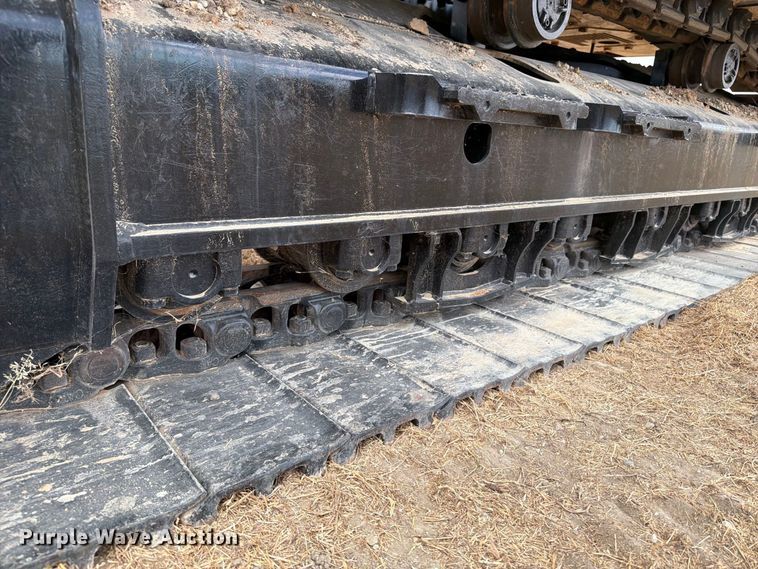 image for item FN3539 2020 Caterpillar 330 excavator
