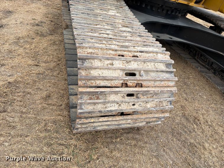 image for item FN3539 2020 Caterpillar 330 excavator