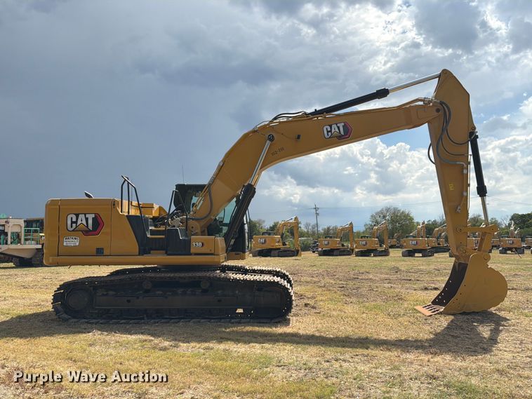 image for item FN3540 2022 Caterpillar 330 TC excavator