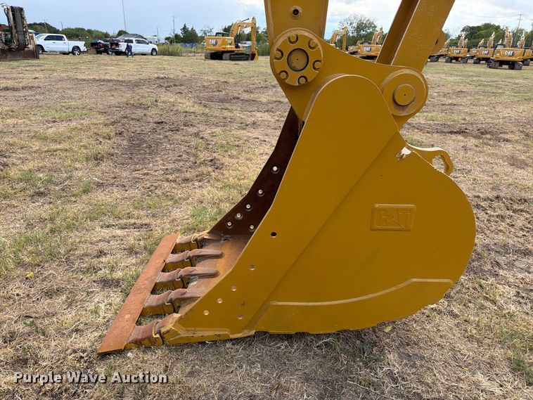 image for item FN3540 2022 Caterpillar 330 TC excavator