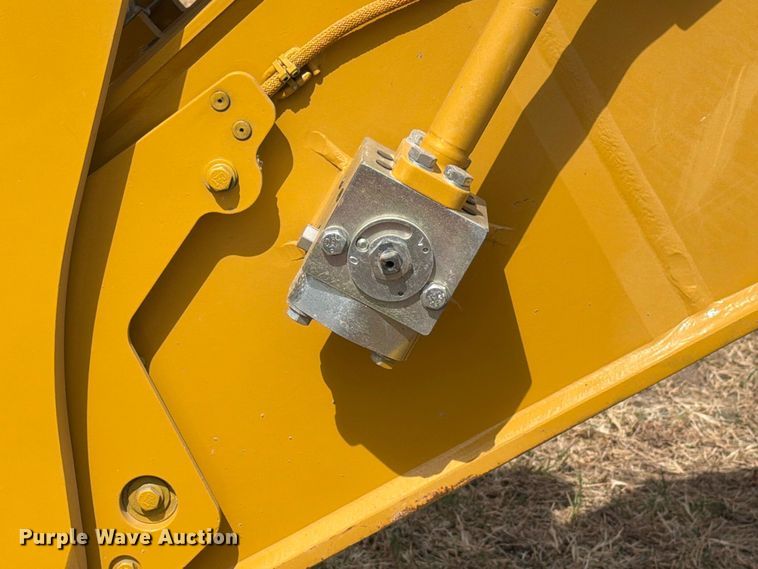 image for item FN3540 2022 Caterpillar 330 TC excavator