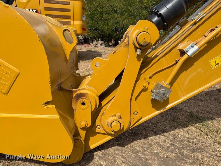 image for item FN3540 2022 Caterpillar 330 TC excavator
