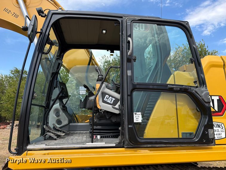 image for item FN3540 2022 Caterpillar 330 TC excavator