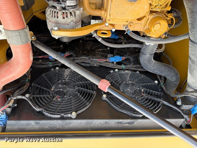 image for item FN3540 2022 Caterpillar 330 TC excavator
